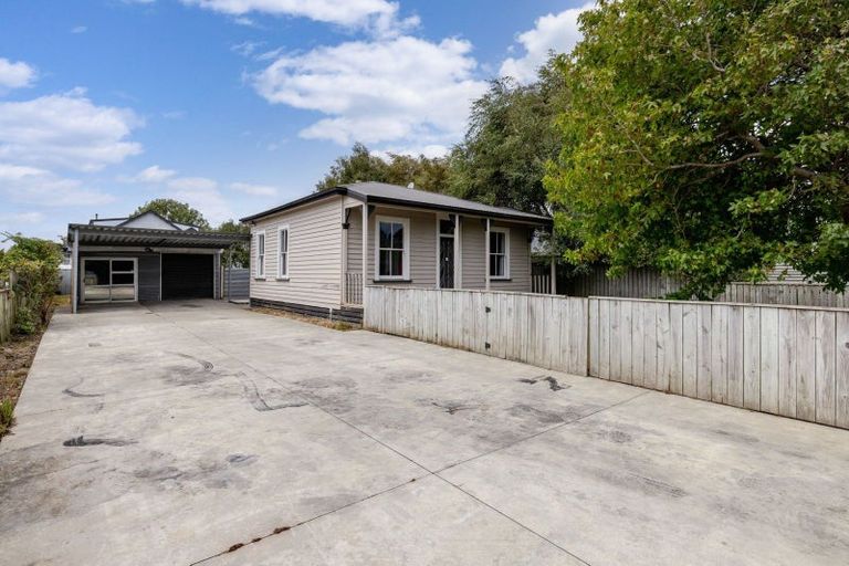 Photo of property in 6 Charles Cross Street, Longburn, Palmerston North, 4412