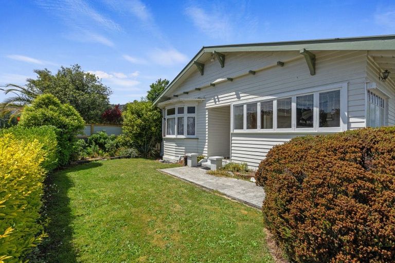 Photo of property in 50 Waller Street, Murchison, 7007