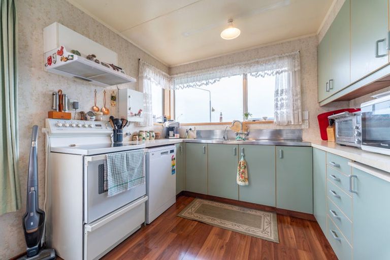 Photo of property in 1/12 Douglas Street, Highfield, Timaru, 7910