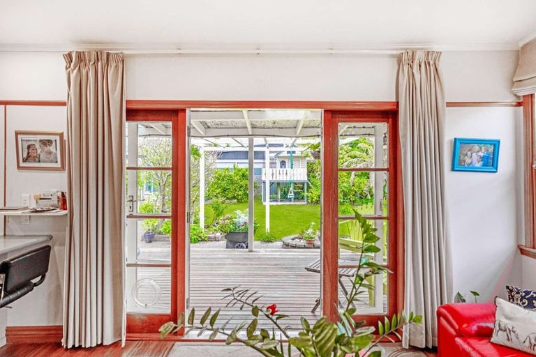 Photo of property in 2 Central Street, Whataupoko, Gisborne, 4010