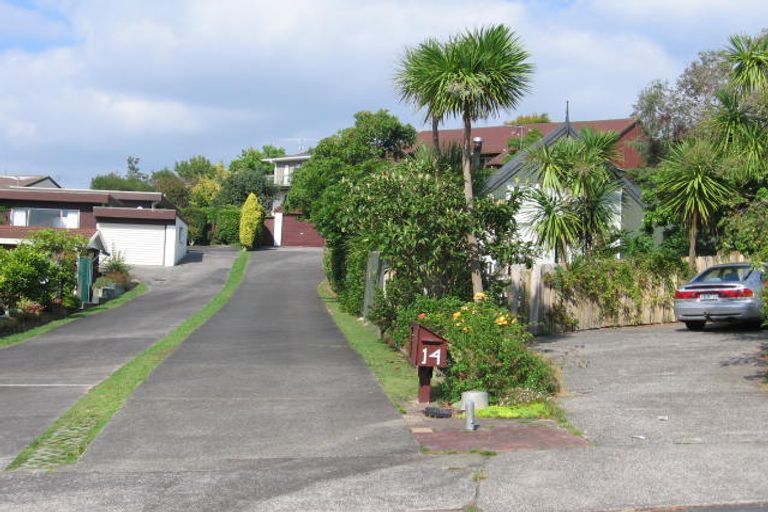 Photo of property in 14 King Richard Place, Browns Bay, Auckland, 0630