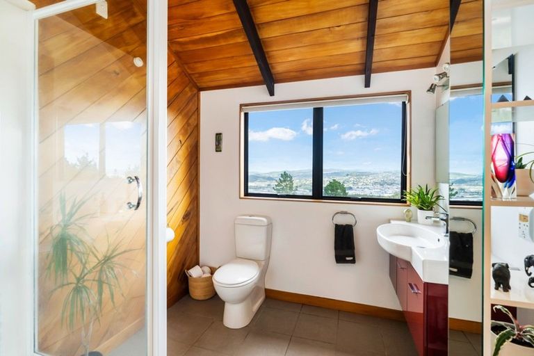 Photo of property in 118 Memorial Drive, Parahaki, Whangarei, 0112