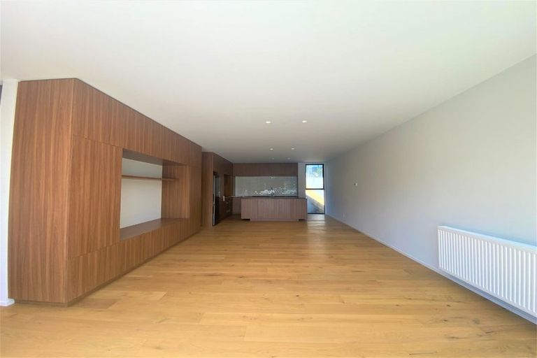 Photo of property in 7 Jean Caldwell Way, Island Bay, Wellington, 6023