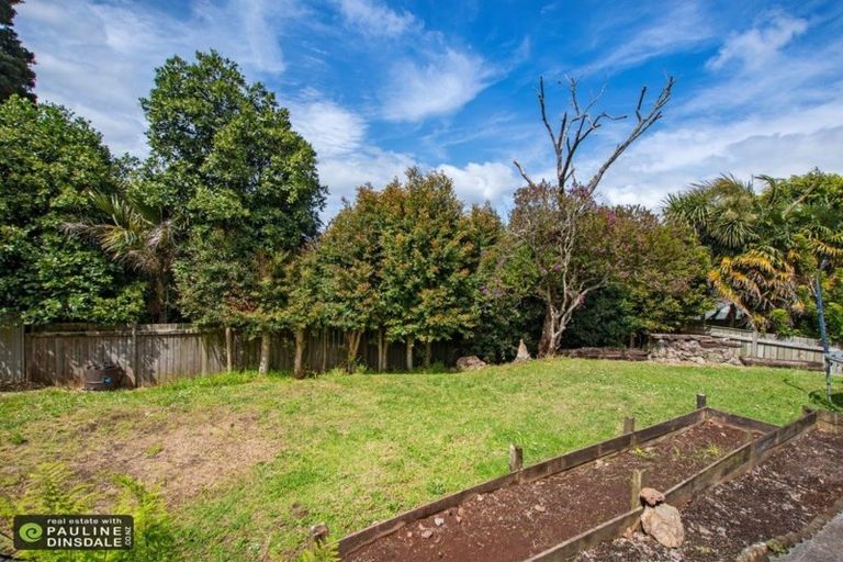 Photo of property in 11 Le Ruez Place, Maunu, Whangarei, 0110