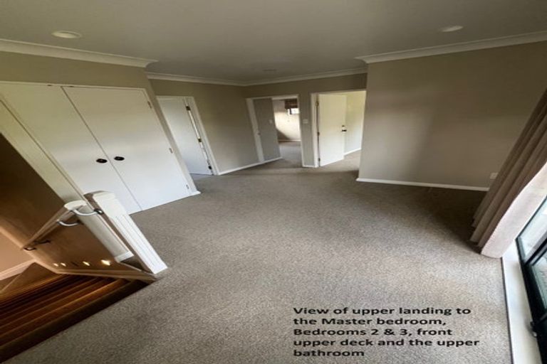 Photo of property in 6 David Beattie Place, Chatswood, Auckland, 0626