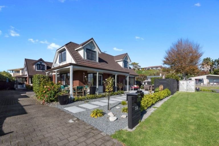 Photo of property in 3a Seaway Terrace, Otumoetai, Tauranga, 3110