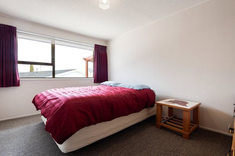 Photo of property in 8 Thode Place, Nawton, Hamilton, 3200