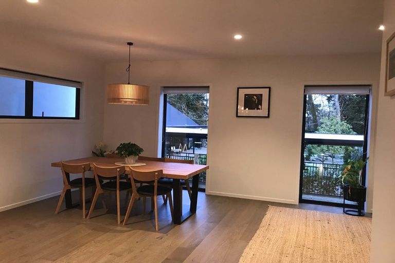 Photo of property in 21 Lakewood Lane, Cambridge, 3434