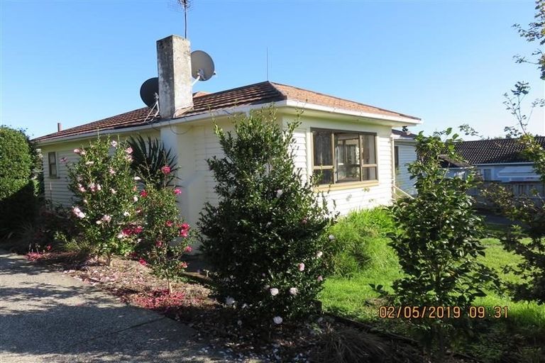 Photo of property in 20 Kauri Glen Road, Northcote, Auckland, 0627