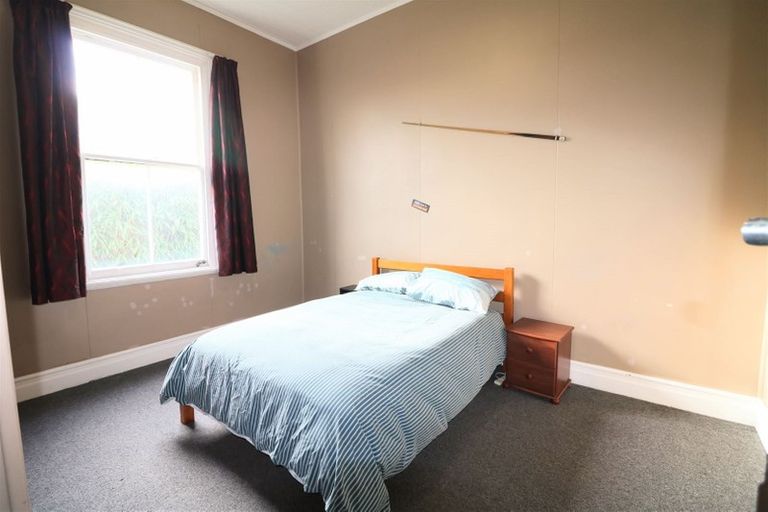 Photo of property in 2 Memorial Avenue, Parkside, Timaru, 7910