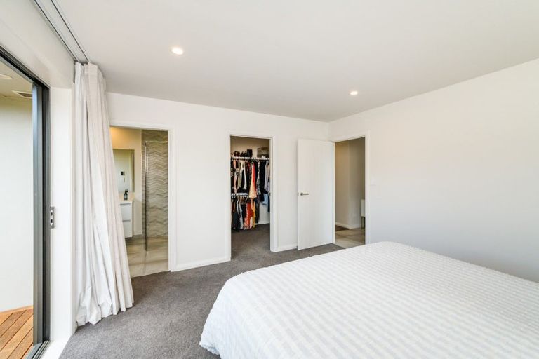 Photo of property in 51 Freedom Drive, Kelvin Grove, Palmerston North, 4414