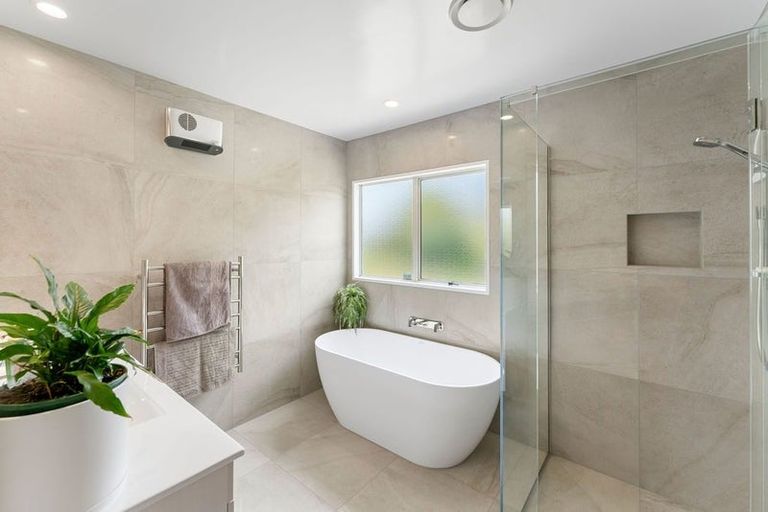 Photo of property in 9 Ardilea Avenue, Stoke, Nelson, 7011