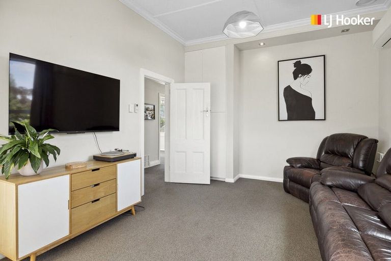 Photo of property in 212 Kenmure Road, Kenmure, Dunedin, 9011