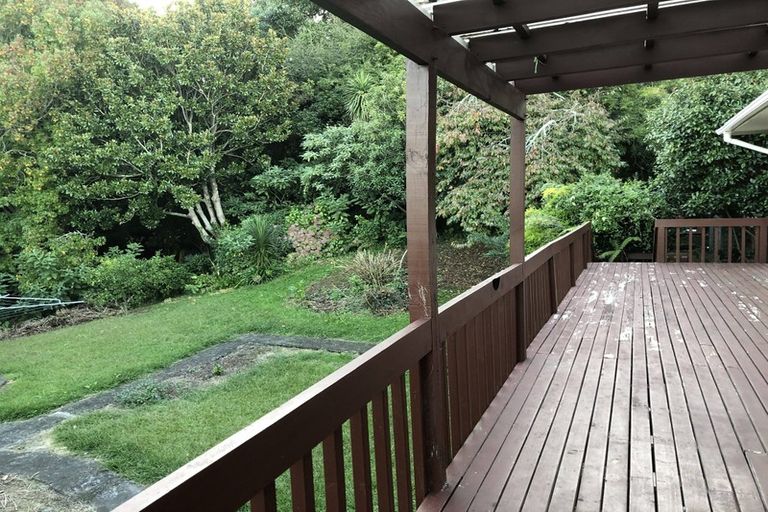 Photo of property in 15 Haseler Crescent, Howick, Auckland, 2014