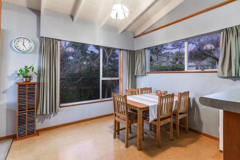 Photo of property in 22c Kahu Road, Paremata, Porirua, 5024