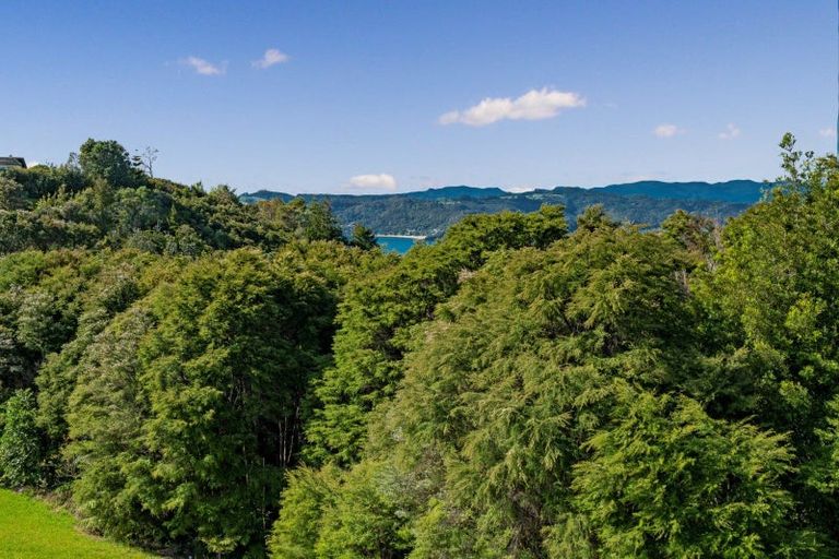 Photo of property in 16 Rabbit Way, Whitianga, 3510