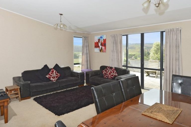 Photo of property in 34 View Road, Hikurangi, 0114
