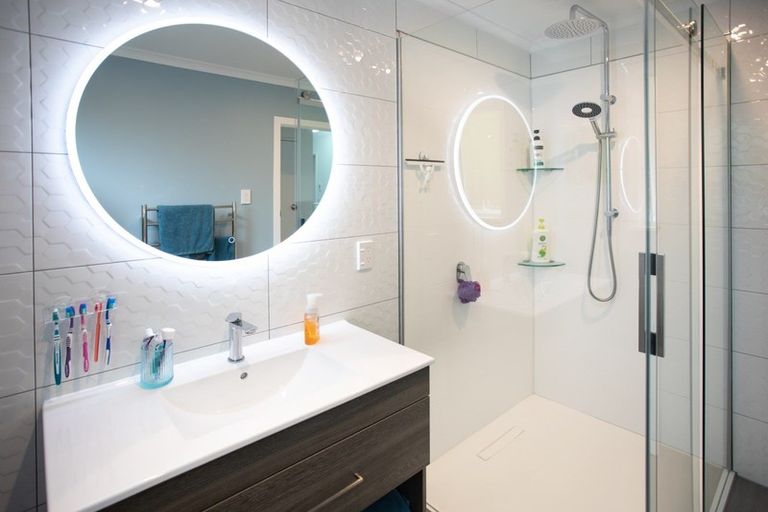 Photo of property in 28 Wyndham Street, Awapuni, Palmerston North, 4412