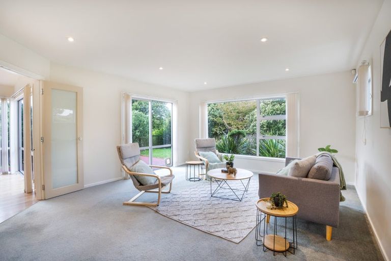 Photo of property in 42 Waverton Terrace, Churton Park, Wellington, 6037