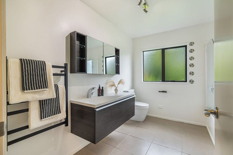 Photo of property in 103 Zanders Road, Helensville, Waimauku, 0882