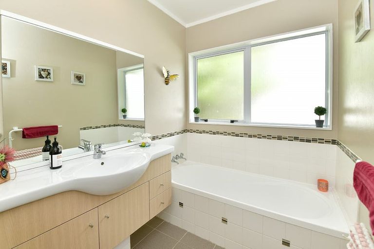 Photo of property in 47 Shelly Beach Road, Shelly Beach, Helensville, 0874