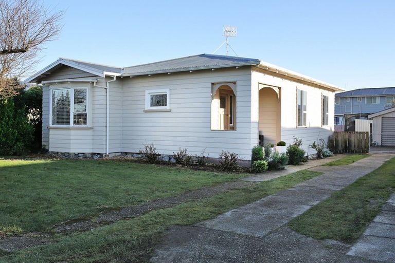 Photo of property in 364 Tay Street, Turnbull Thomson Park, Invercargill, 9810