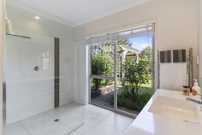 Photo of property in 25 Levley Lane, Katikati, 3129