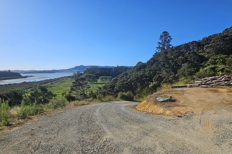 Photo of property in 156 Whangaroa Road, Kaeo, 0478