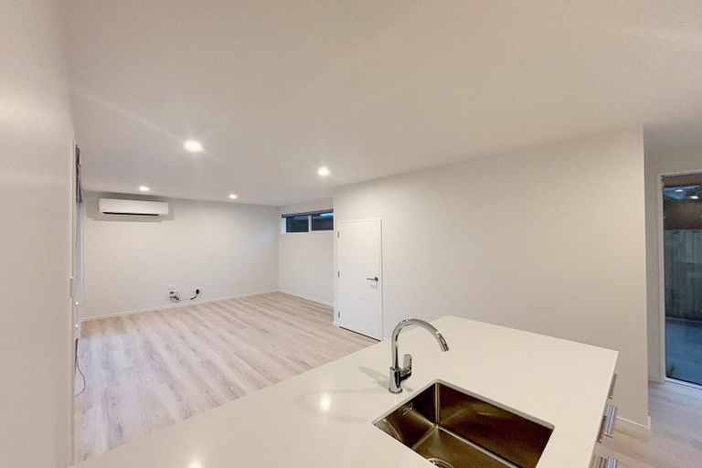 Photo of property in 98b Geraldine Street, Edgeware, Christchurch, 8013
