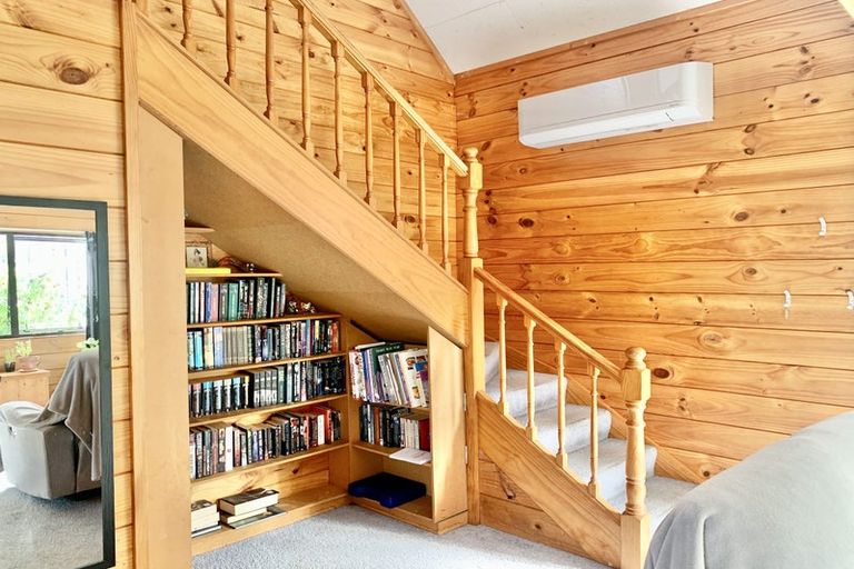 Photo of property in 2/19 Ayr Road, Pakuranga, Auckland, 2010