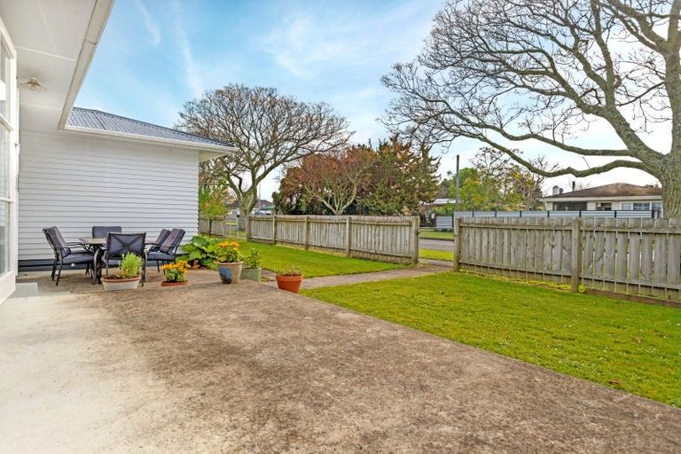Photo of property in 1 Redmond Street, Elgin, Gisborne, 4010