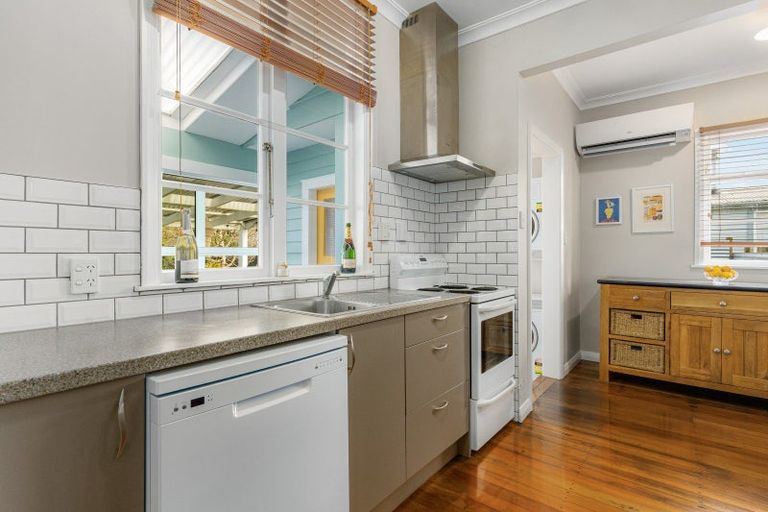 Photo of property in 68 Norbiton Road, Foxton, 4814