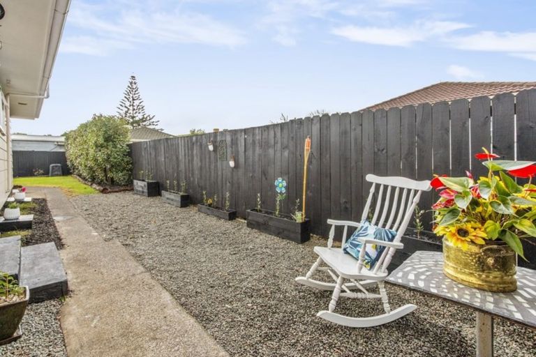 Photo of property in 9 Purata Place, Mangere Bridge, Auckland, 2022
