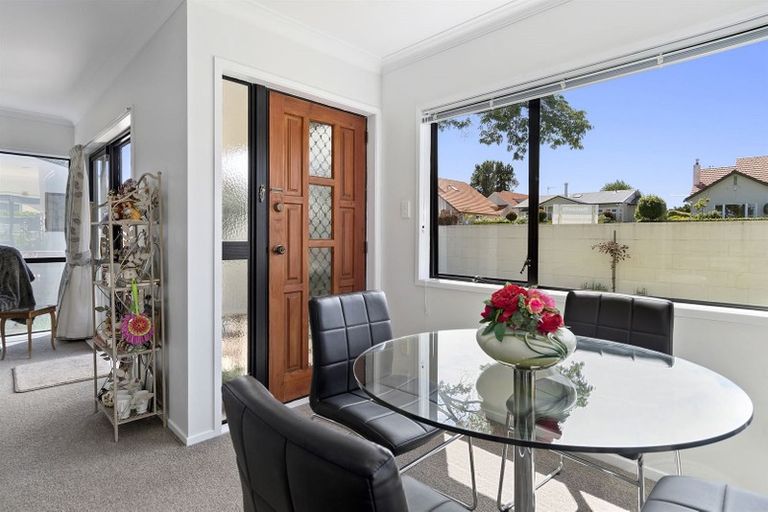 Photo of property in 1/20 Fifth Avenue, Tauranga, 3110