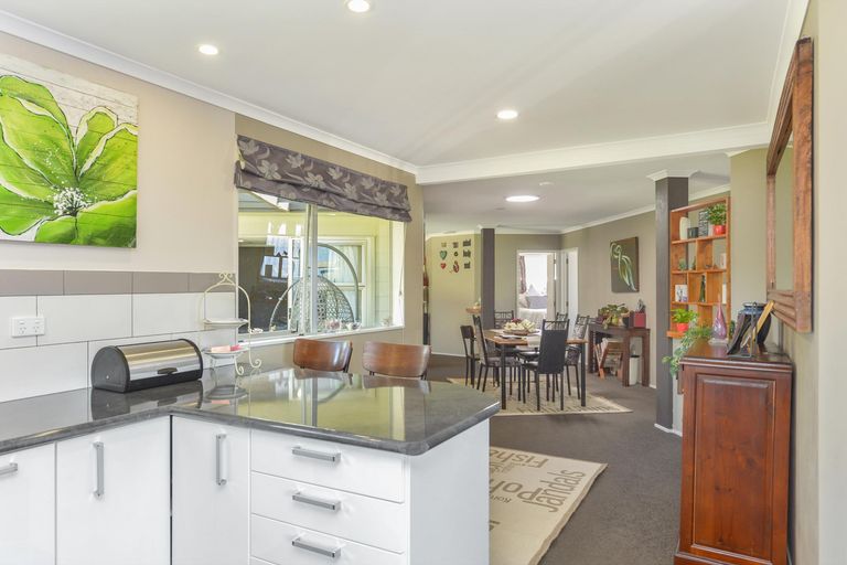 Photo of property in 52 Snell Street, Morrinsville, 3300