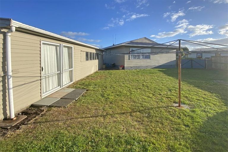 Photo of property in 23 Pohutukawa Drive, Owhata, Rotorua, 3010
