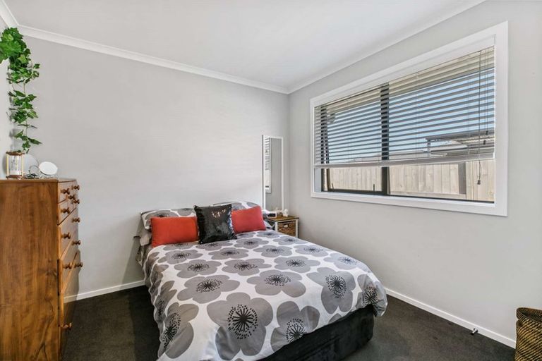 Photo of property in 16 Wahaika Way, Papamoa Beach, Papamoa, 3118