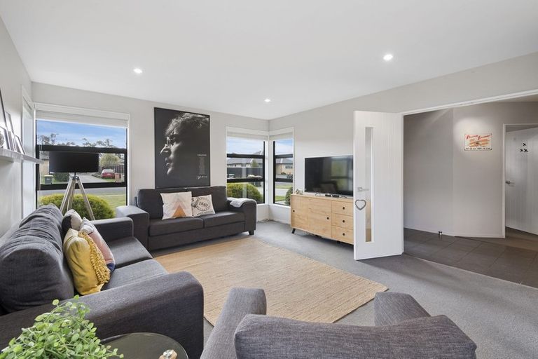 Photo of property in 44 Fairfield Way, Rolleston, 7614