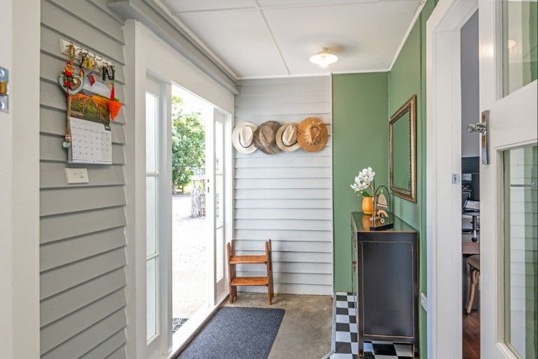 Photo of property in 1807 Kimbolton Road, Kiwitea, Feilding, 4777