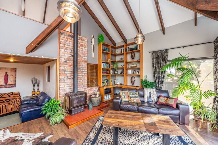 Photo of property in 14 Ngatarua Road, Putiki, Whanganui, 4500