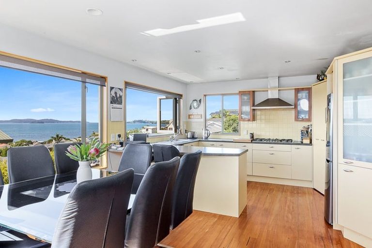 Photo of property in 31 Merehai Place, Snells Beach, 0920