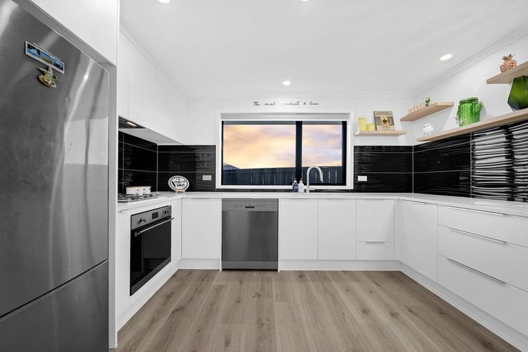 Photo of property in 29 Calder Crescent, Pokeno, 2402