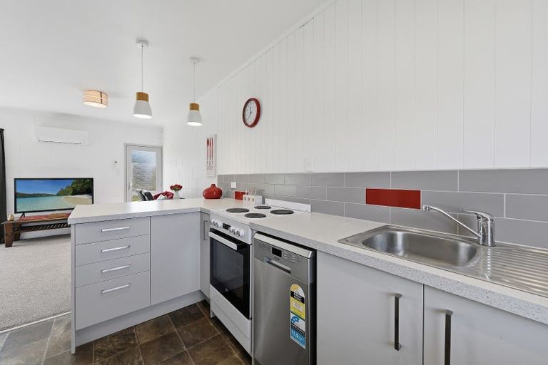 Photo of property in 257b Ngatai Road, Otumoetai, Tauranga, 3110