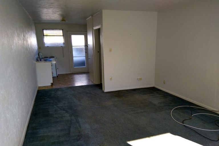 Photo of property in 2/574 Hereford Street, Linwood, Christchurch, 8011