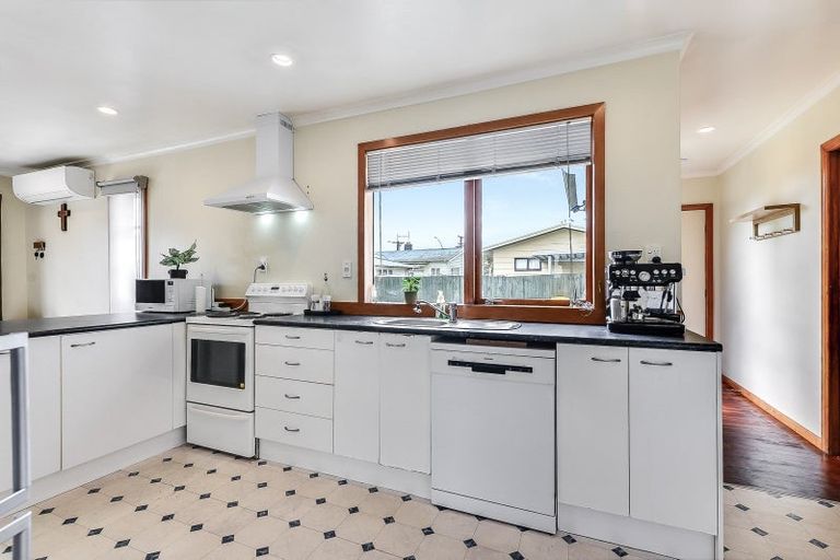 Photo of property in 3a Livingstone Avenue, Nawton, Hamilton, 3200