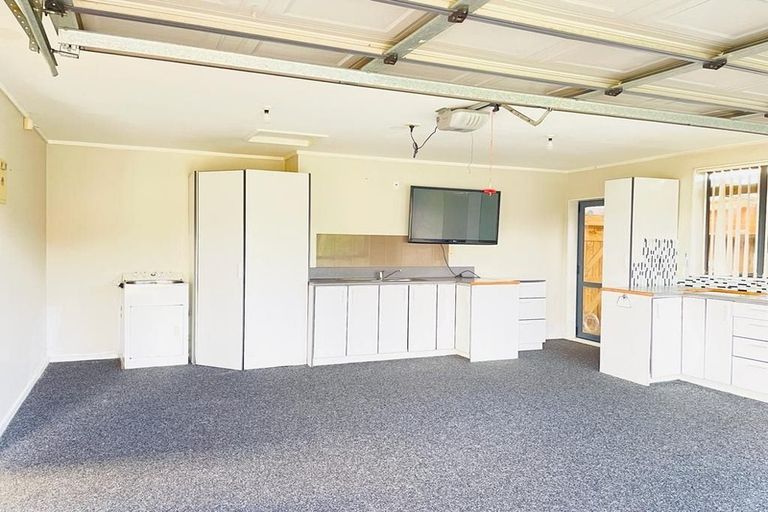 Photo of property in 11 Marblewood Grove, Pukekohe, 2120
