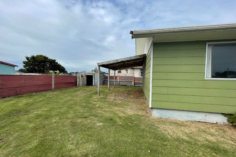 Photo of property in 60 Matai Street, Castlecliff, Whanganui, 4501