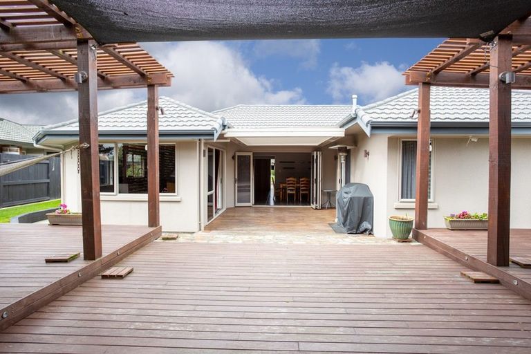 Photo of property in 7 Rothesay Place, Highbury, Palmerston North, 4412