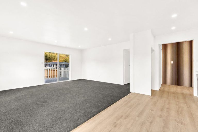Photo of property in 1 Weymouth Grove, Wainuiomata, Lower Hutt, 5014