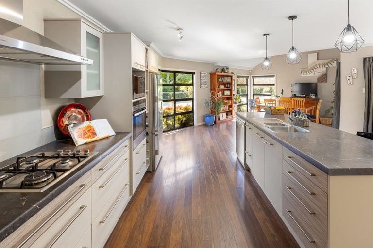 Photo of property in 37 Koppens Road, Tamahere, Hamilton, 3283